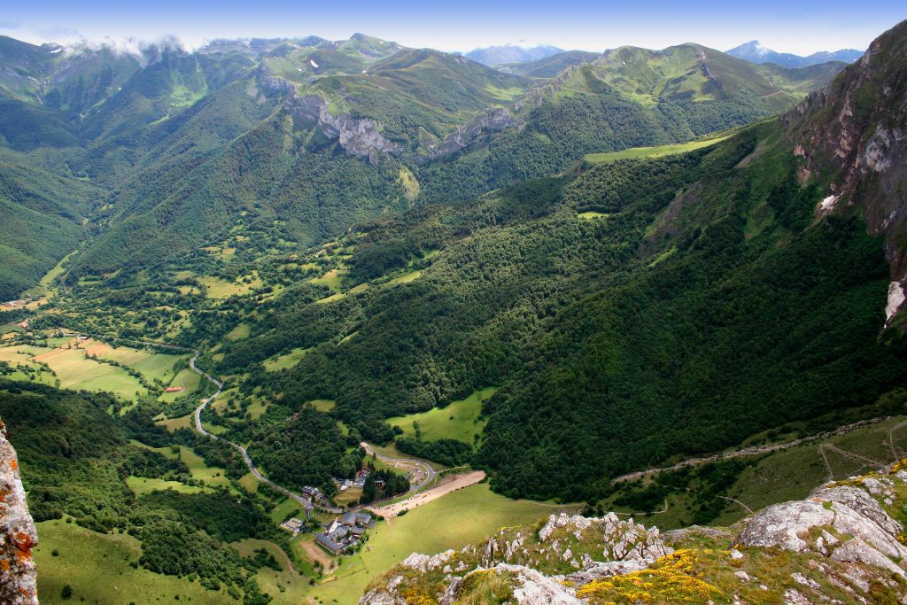 Vallée verdoyante de Cantabrie